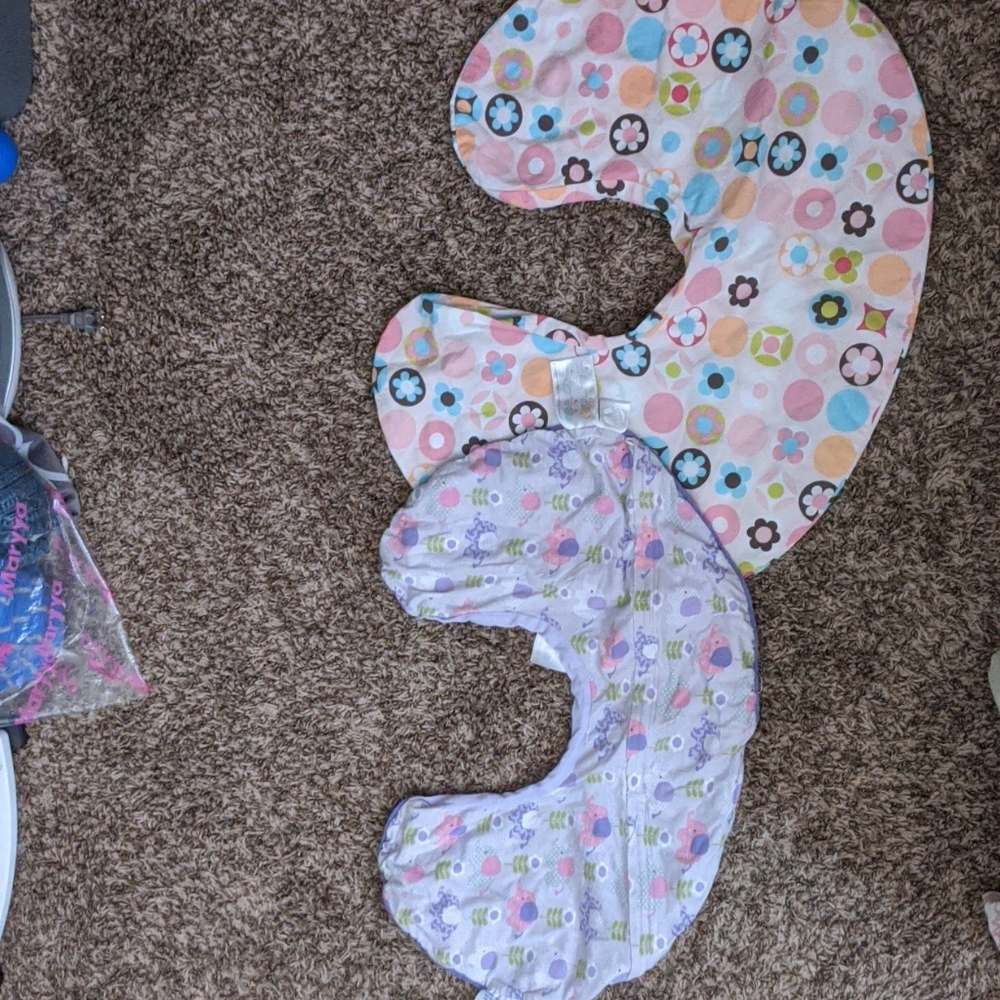 Boppy pillow cover (2)